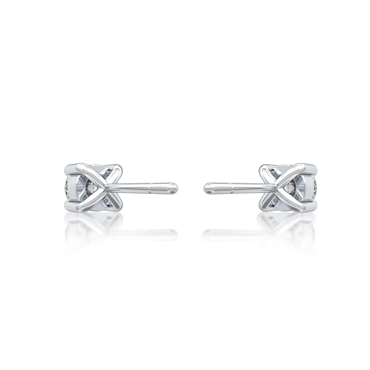Back views of the Heng 恒 round solitaire earrings reveal Fortune Jewelry's precision craftsmanship.