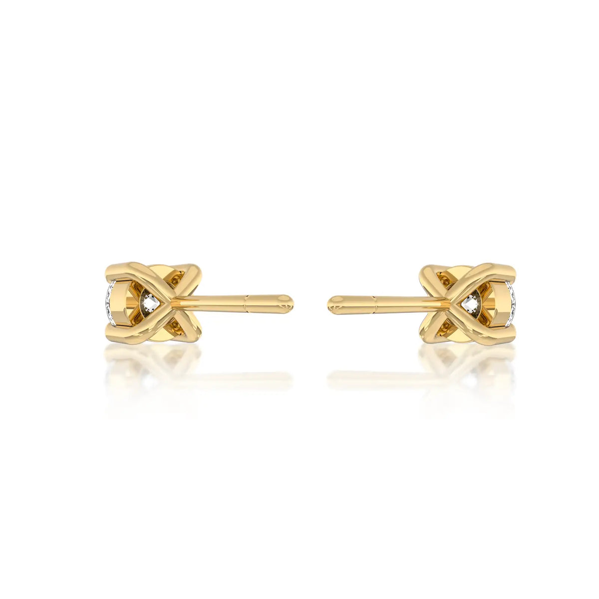 Back angle detail of the Heng 恒 stud earrings, showing precise four-prong construction.