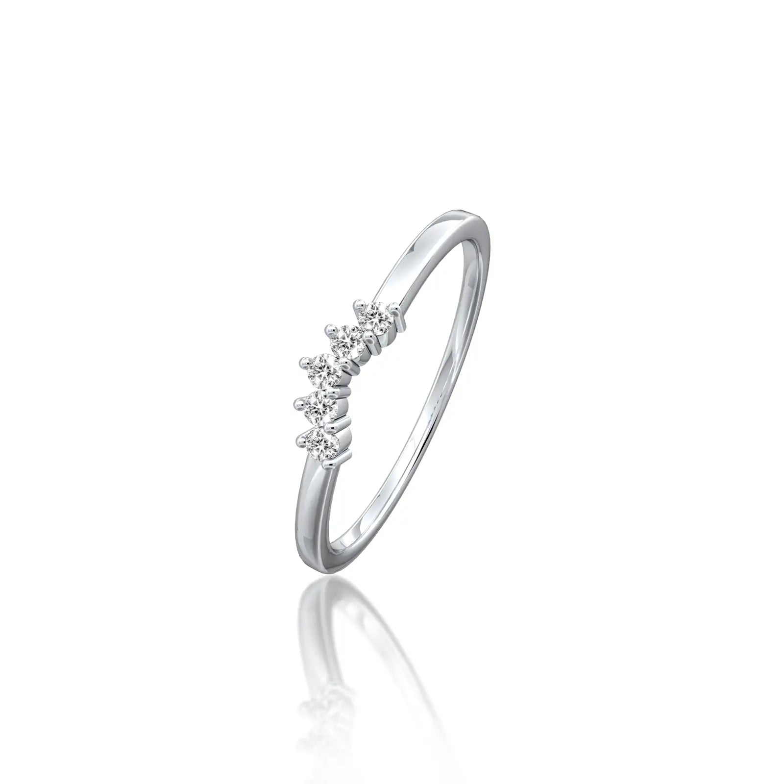 Fortune Jewelry's Ai 爱 tiara ring is fabulous, charming, and perfect for office wear.