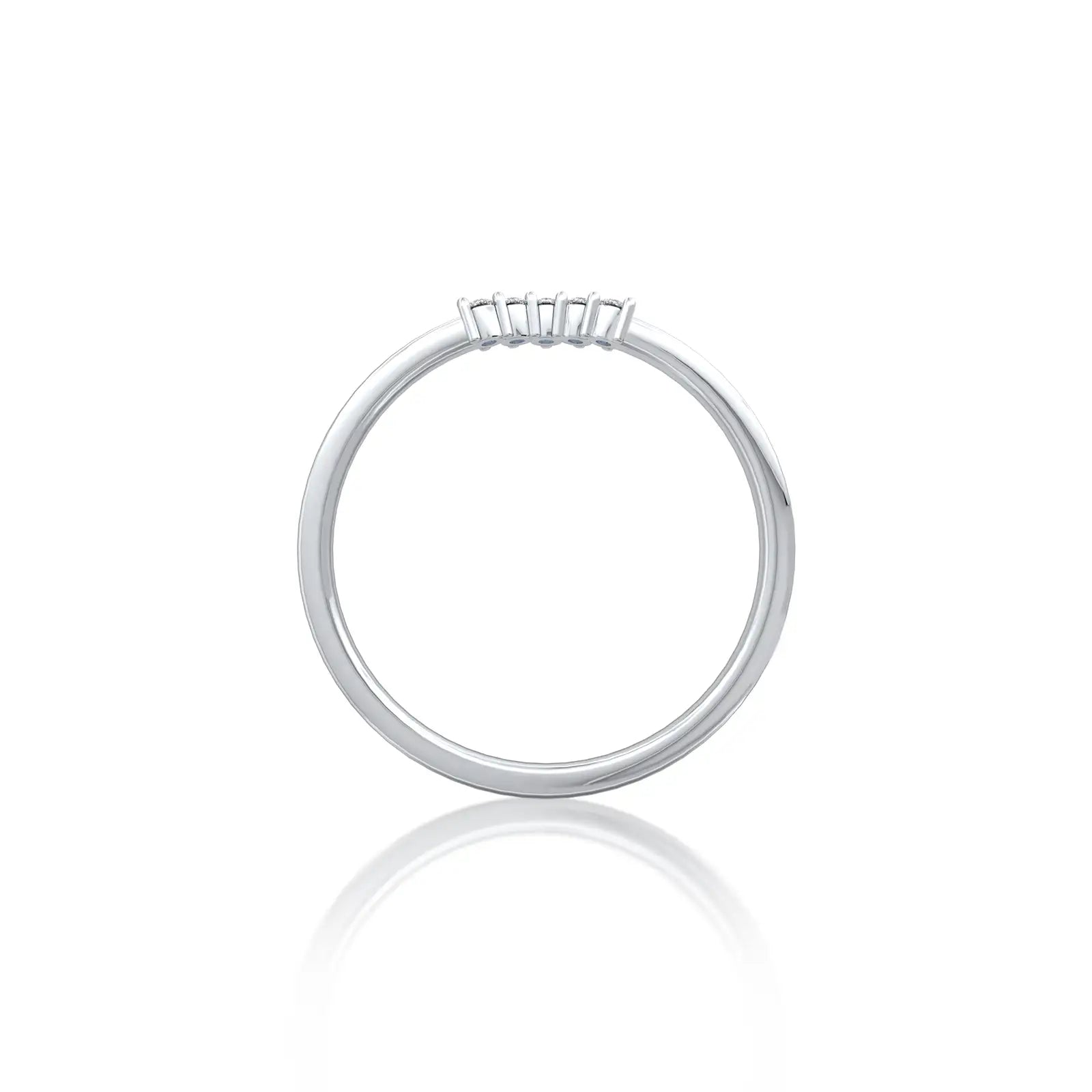 Beautiful and loving, the Ai 爱 chevron ring is a trend setter for modern women.