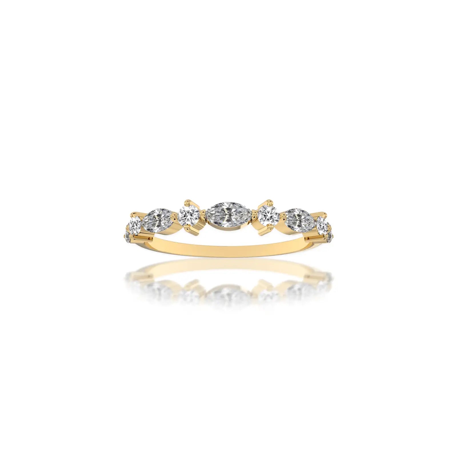 Straight-on view of the Chun 春 marquise ring, capturing its trendy, princess-worthy sparkle.