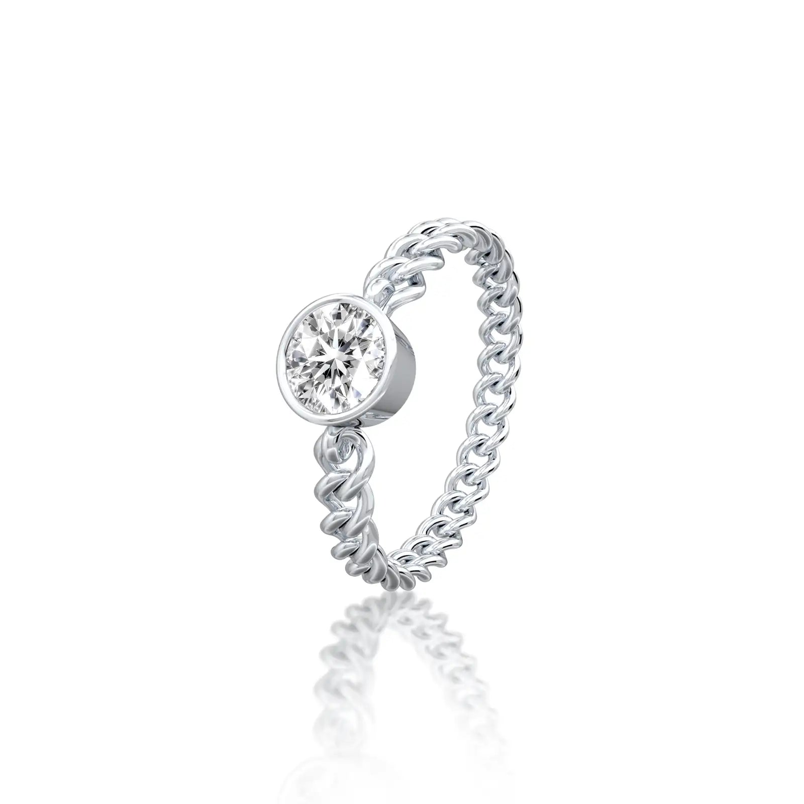 Fortune Jewelry's Rong 荣 chain ring is fabulous, stylish, and perfect for office wear.