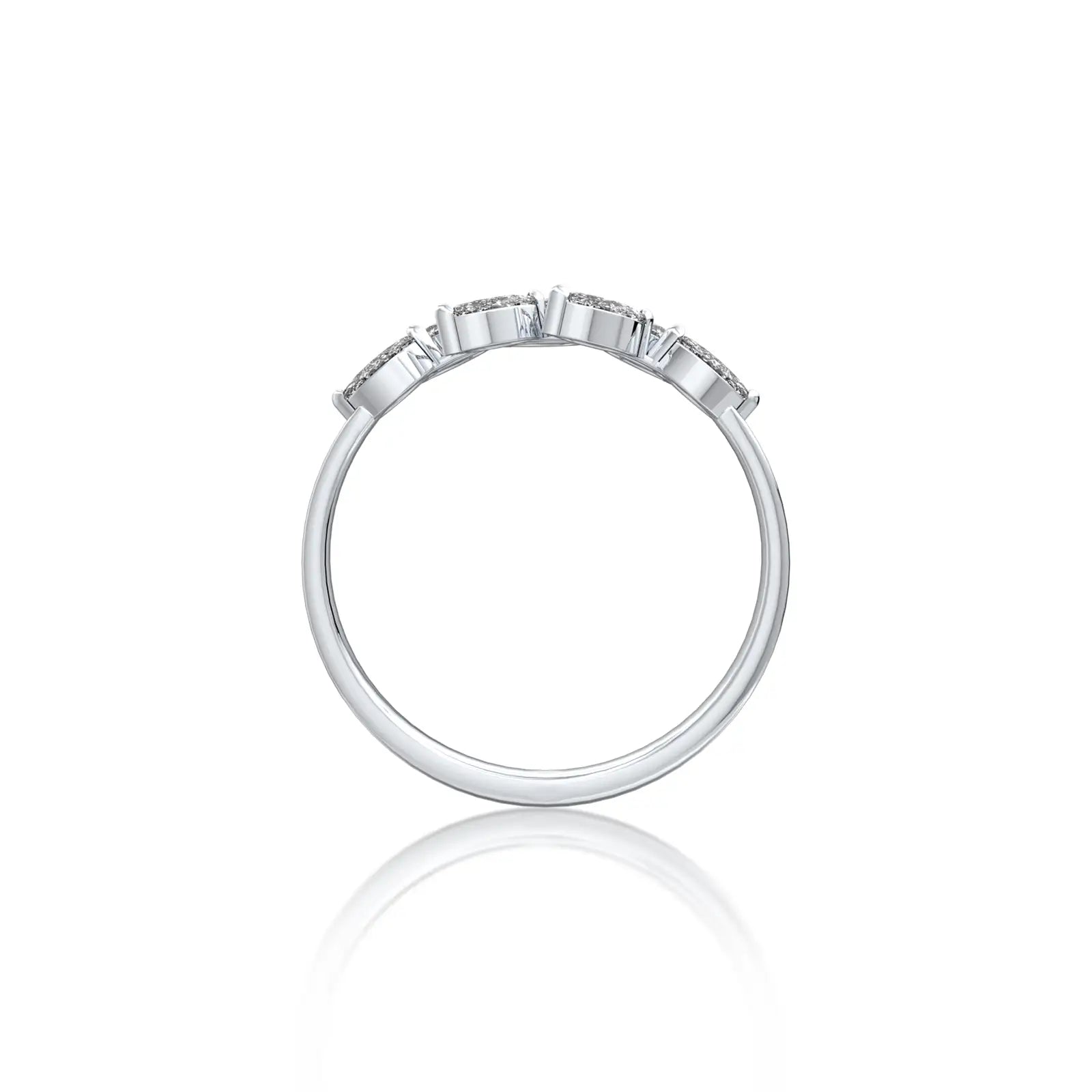 Beautiful and dreamy, the Mu 沐 marquise ring is a trend-setting favorite every woman will love.