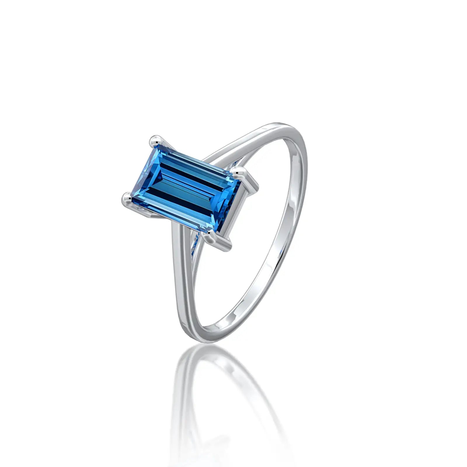 Lan 蓝 Baguette Sapphire Solitaire Ring by Fortune Jewelry is fabulous, chic, and a true must-have for office wear.