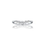Xing 星 Curved Five-Stone Diamond Band effortlessly chic, ideal for beautiful, in-vogue office style.